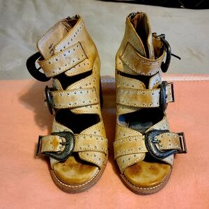 Freebird Violet Banana